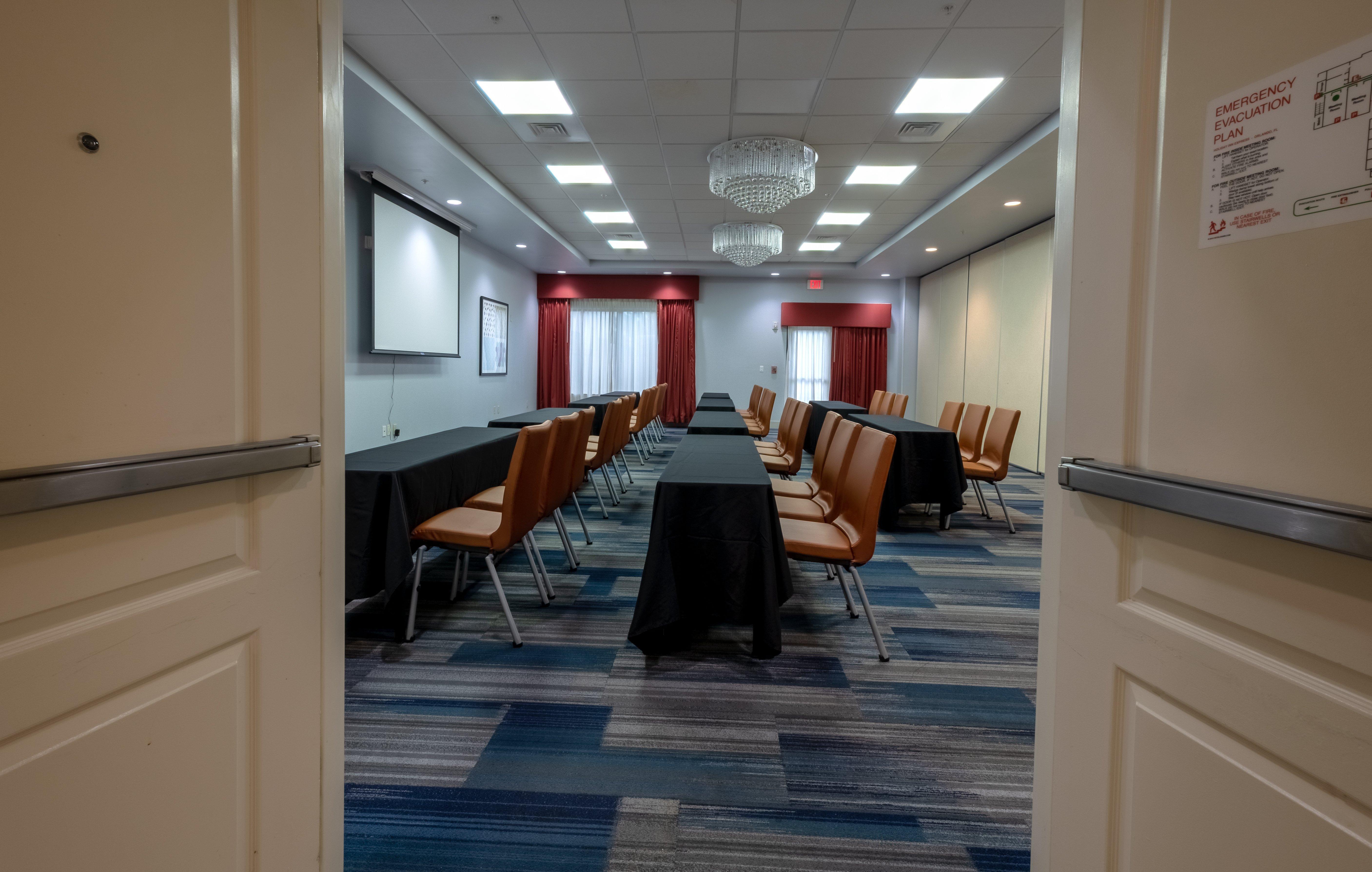 Holiday Inn Express-International Drive By Ihg Orlando Bagian luar foto